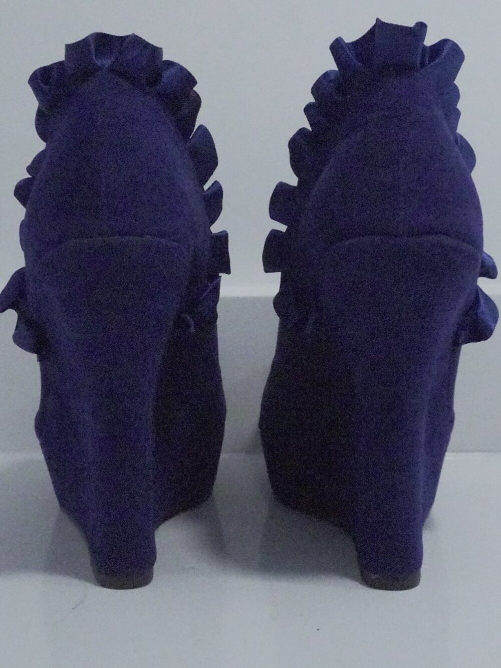 blue platforms - Picture 4 of 4